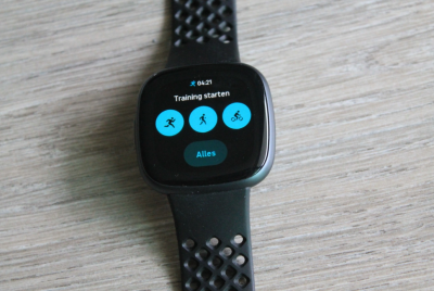 Fitbit Versa 4 te koop 2024 2.png