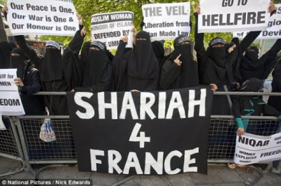 sharia-france.jpg